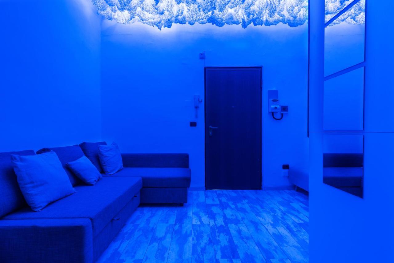 Appartamento 18 Minuti Dal Duomo, Soffitto Con Nuvole Colorate, Favoloso E Accogliente Con Wifi, Netlifx Per 4 Persone Milano