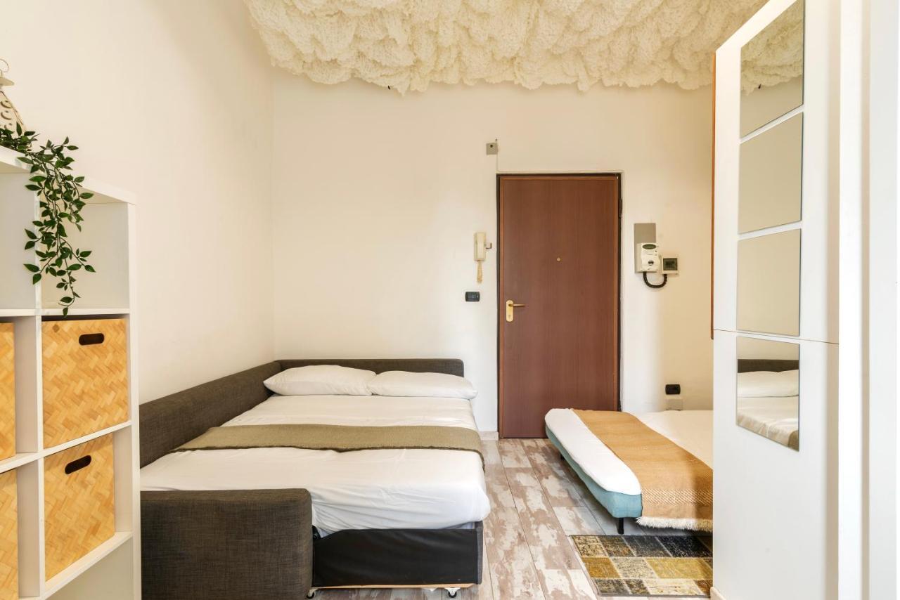 18 Minuti Dal Duomo, Soffitto Con Nuvole Colorate, Favoloso E Accogliente Con Wifi, Netlifx Per 4 Persone * Milano